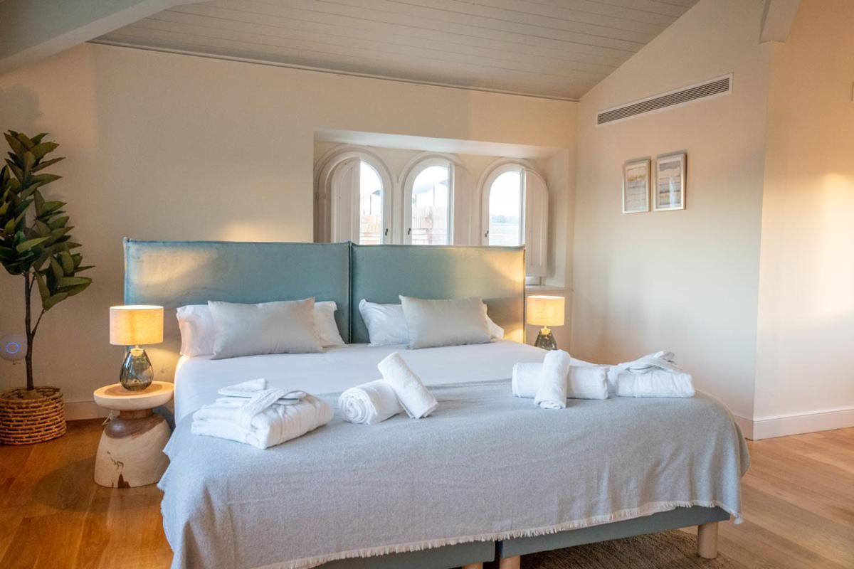 Hotel Font De La Canya Avinyonet del Penedes Bagian luar foto